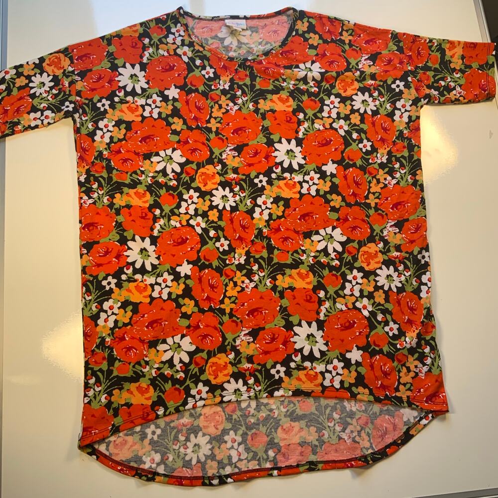LuLaRoe Irma top XS NWOT